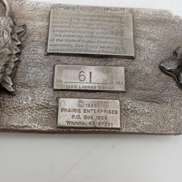 Bluegrass Guitar Belt Buckle Music Festival Dan Crary 1986 Walnut Valley - Picture 3 of 7